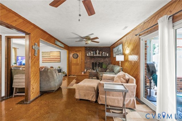 4611 Dunkirk Dr, Chester, VA 23831