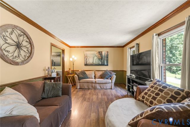 4611 Dunkirk Dr, Chester, VA 23831