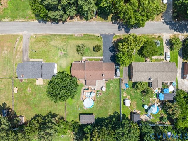 4611 Dunkirk Dr, Chester, VA 23831