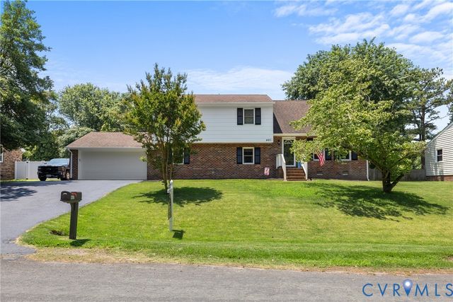 4611 Dunkirk Dr, Chester, VA 23831