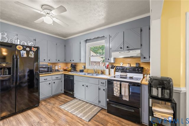 4611 Dunkirk Dr, Chester, VA 23831