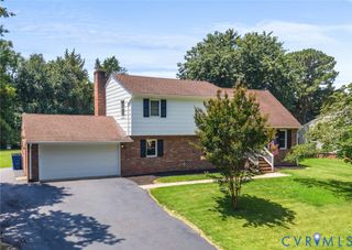 4611 Dunkirk Dr, Chester, VA 23831