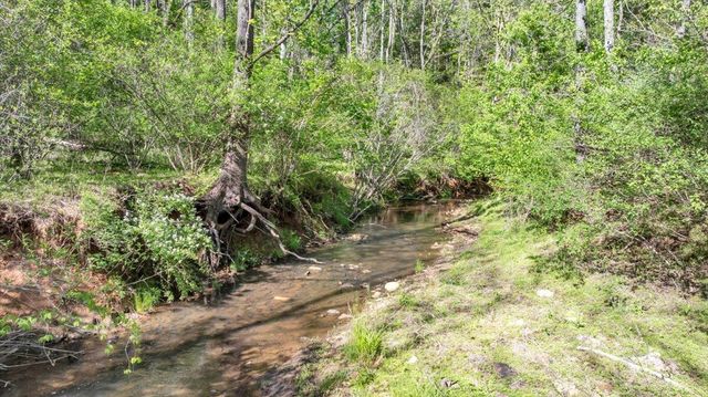 2728 Lipscomb RD, Moneta, VA 24121