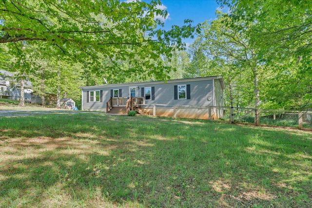 2728 Lipscomb RD, Moneta, VA 24121