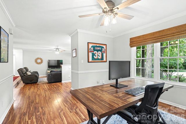 8207 White Horse Lane, Charlotte, NC 28270