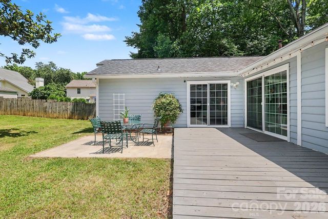8207 White Horse Lane, Charlotte, NC 28270