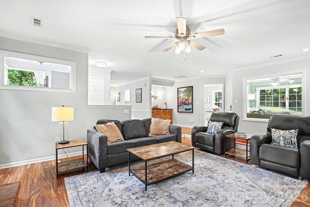 8207 White Horse Lane, Charlotte, NC 28270
