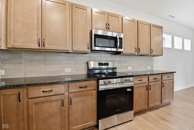 12021 Jeff Court, Noblesville, IN 46060