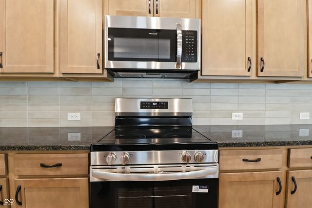 12021 Jeff Court, Noblesville, IN 46060