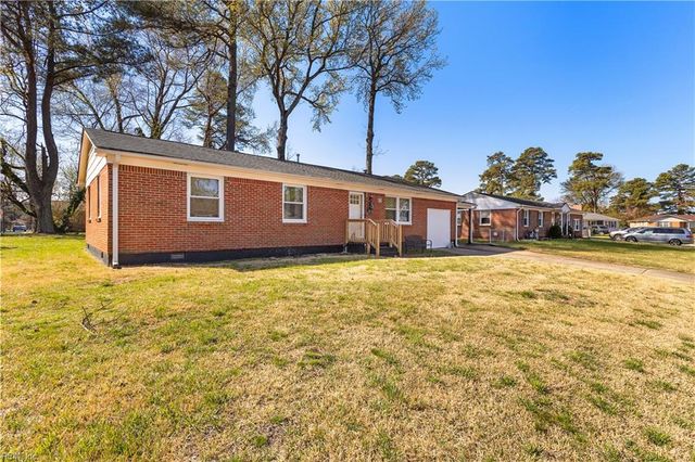 1405 Quiet CT, Portsmouth, VA 23701