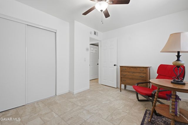 44933 Hanstead Avenue, Lancaster, CA 93535