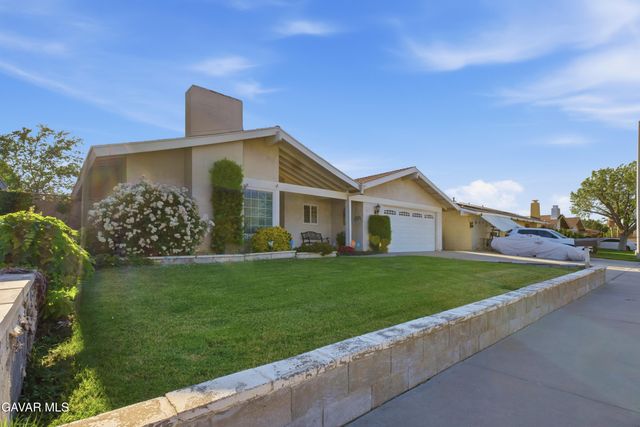 44933 Hanstead Avenue, Lancaster, CA 93535