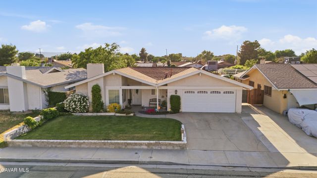 44933 Hanstead Avenue, Lancaster, CA 93535