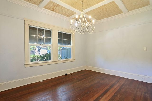 465 N Central Ave, Stockton, CA 95204