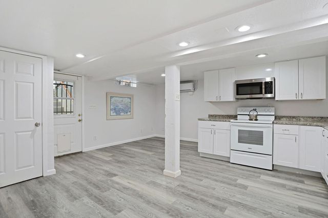465 N Central Ave, Stockton, CA 95204