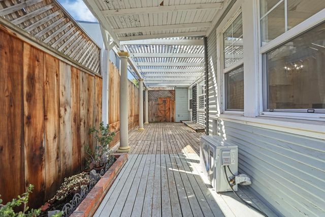 465 N Central Ave, Stockton, CA 95204