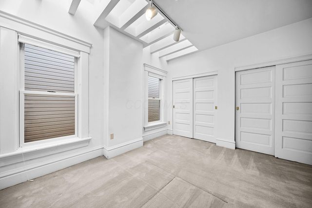 420 W 6th Avenue, Columbus, OH 43201