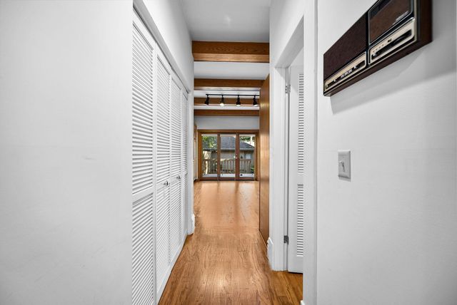 420 W 6th Avenue, Columbus, OH 43201