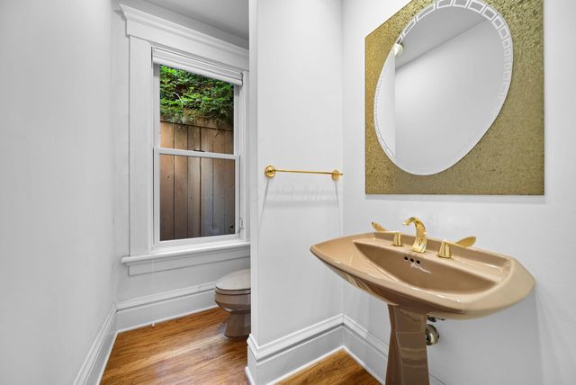 420 W 6th Avenue, Columbus, OH 43201