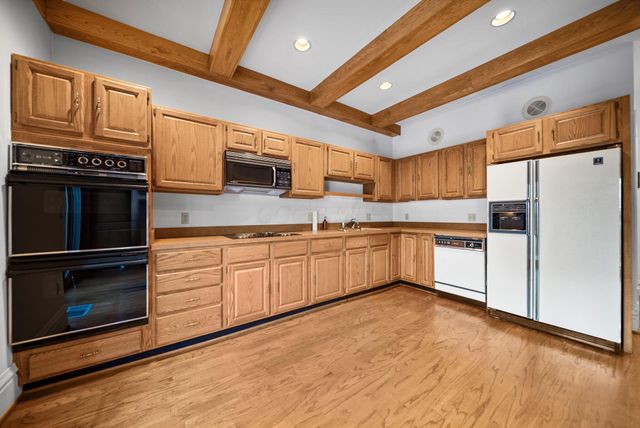 420 W 6th Avenue, Columbus, OH 43201