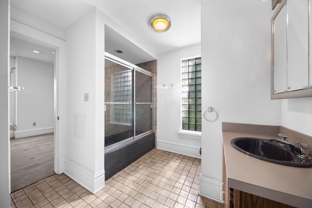 420 W 6th Avenue, Columbus, OH 43201