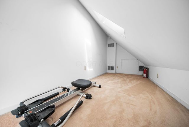 420 W 6th Avenue, Columbus, OH 43201