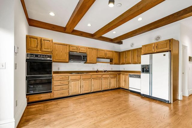 420 W 6th Avenue, Columbus, OH 43201