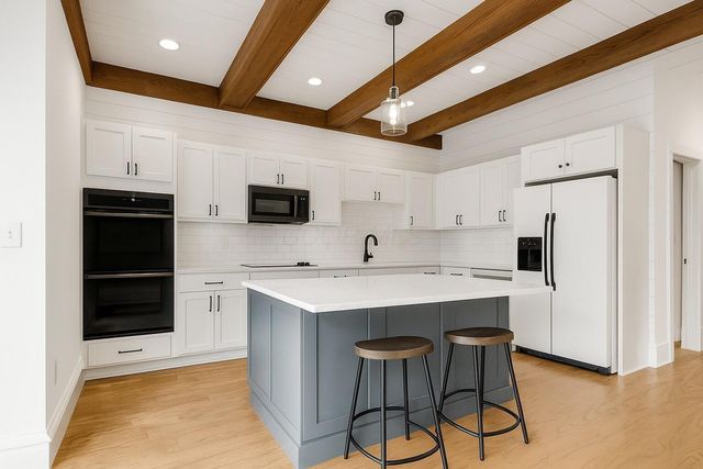 420 W 6th Avenue, Columbus, OH 43201