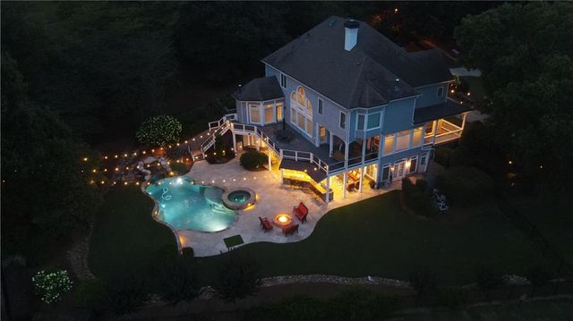 6325 Haddington Lane, Suwanee, GA 30024