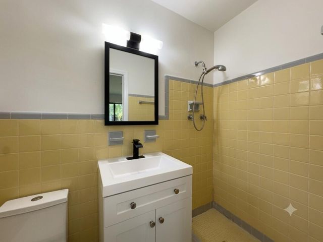 2513 NW 8th Avenue, Fort Lauderdale, FL 33311