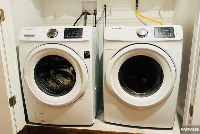 229 E Columbia Avenue B, Palisades Park, NJ 07650