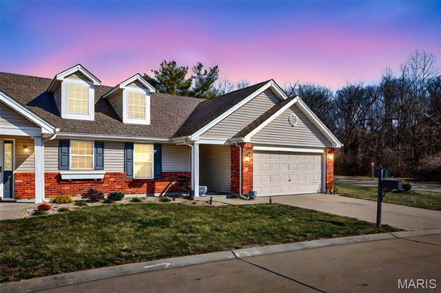 36 Willow Glen Drive, St Peters, MO 63376