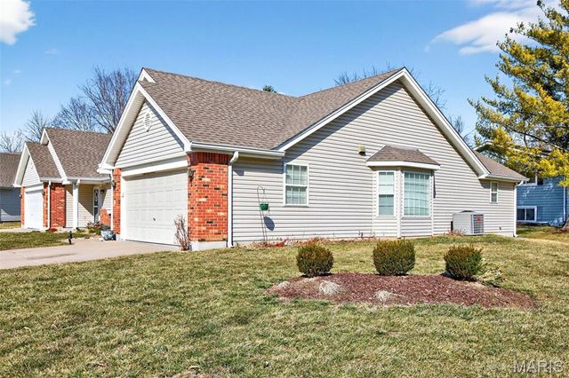 36 Willow Glen Drive, St Peters, MO 63376