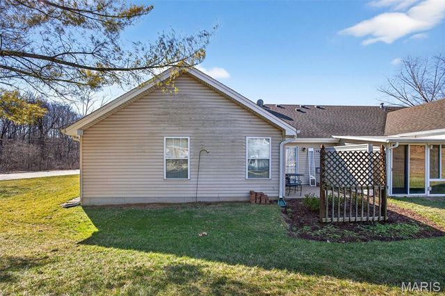 36 Willow Glen Drive, St Peters, MO 63376