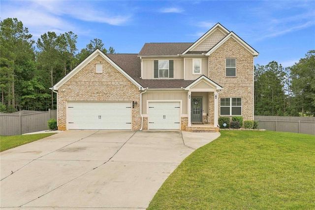 155 Estancia Lane, Fayetteville, GA 30215