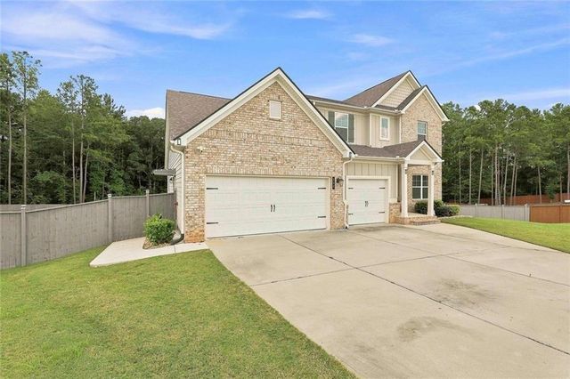155 Estancia Lane, Fayetteville, GA 30215