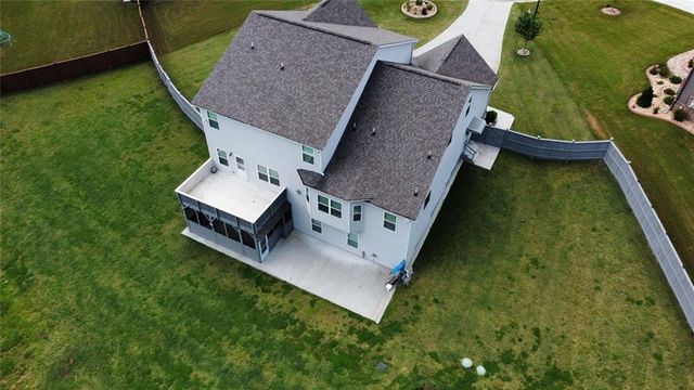 155 Estancia Lane, Fayetteville, GA 30215
