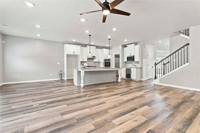 155 Estancia Lane, Fayetteville, GA 30215