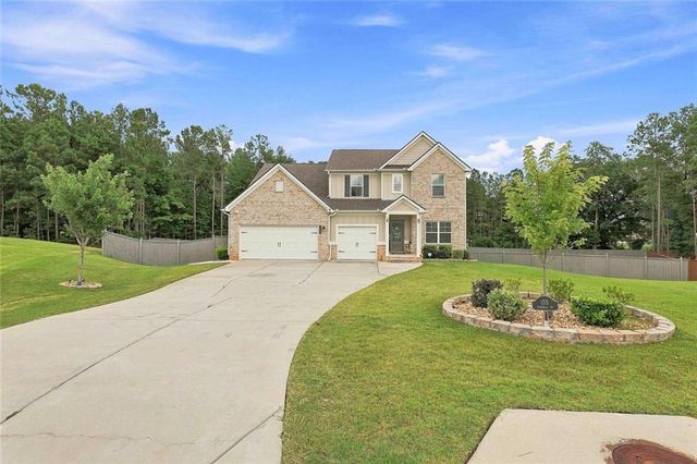 155 Estancia Lane, Fayetteville, GA 30215