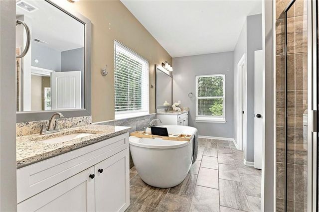 155 Estancia Lane, Fayetteville, GA 30215