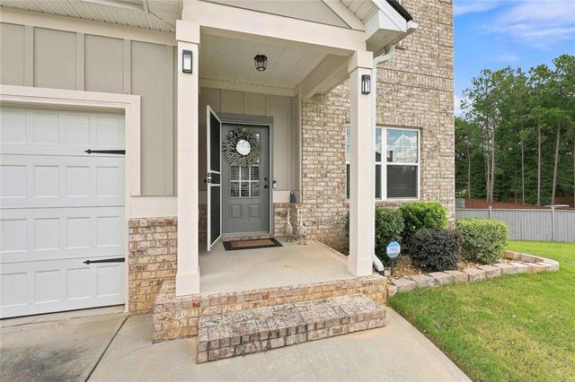 155 Estancia Lane, Fayetteville, GA 30215