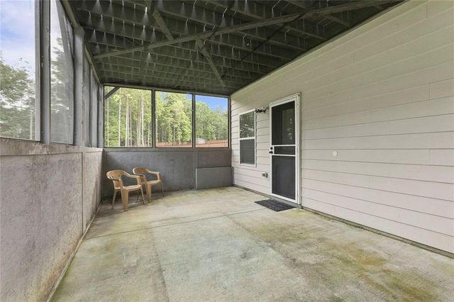 155 Estancia Lane, Fayetteville, GA 30215