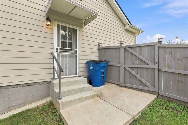 155 Estancia Lane, Fayetteville, GA 30215