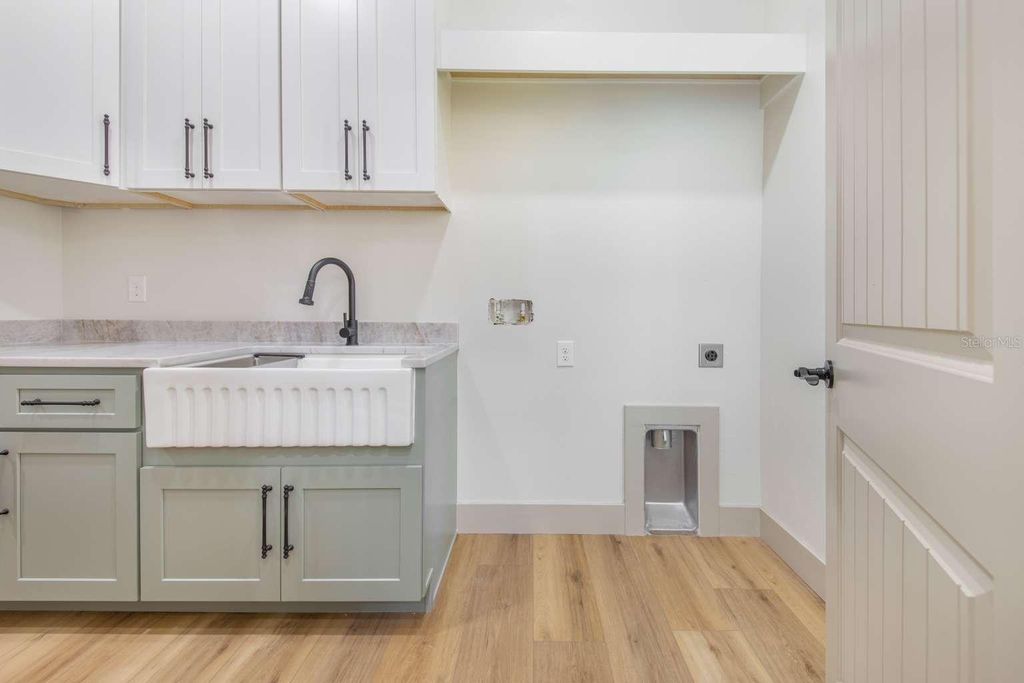 Image 18 of property listing at 2976 SEQUOYAH DRIVE, Haines City, FL 33844