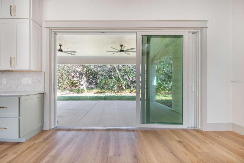 Image 10 of property listing at 2976 SEQUOYAH DRIVE, Haines City, FL 33844