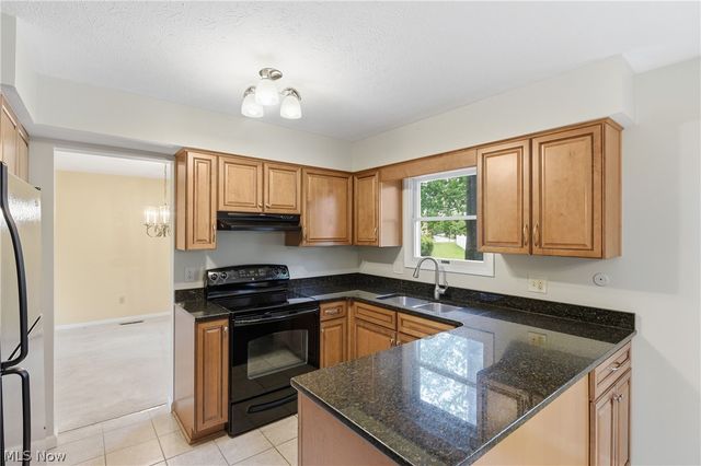 24795 Framingham Drive, Westlake, OH 44145