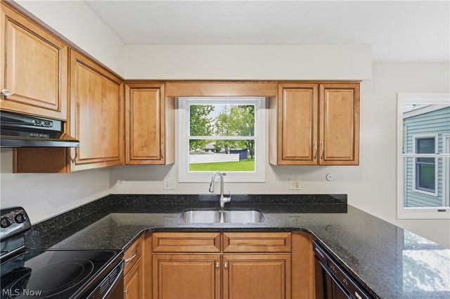 24795 Framingham Drive, Westlake, OH 44145