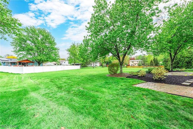 24795 Framingham Drive, Westlake, OH 44145