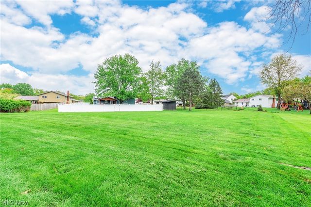 24795 Framingham Drive, Westlake, OH 44145
