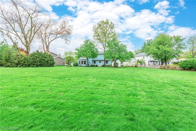 24795 Framingham Drive, Westlake, OH 44145